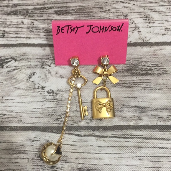 Betsey Johnson Jewelry - Vintage 🔐 NWT